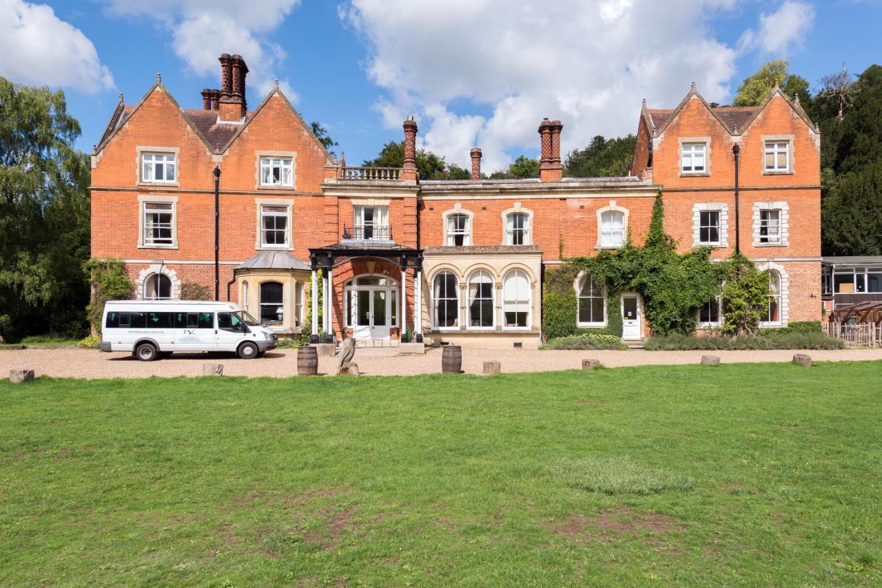 Fsc Juniper Hall Hostel Mickleham Dış mekan fotoğraf